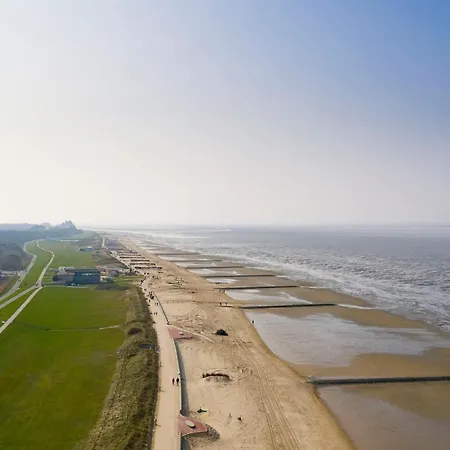 Apartment Trafalgar 222 *